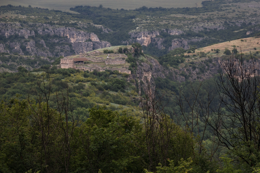 A distant look towards Cherven from the road leading there