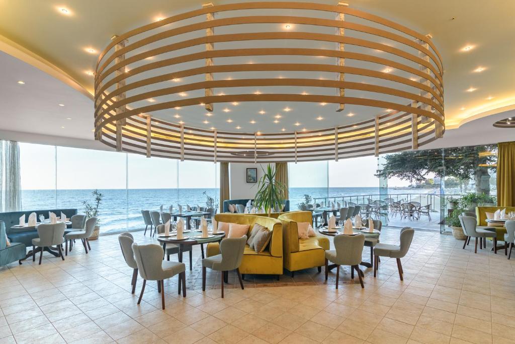 Bar view towards the sea from Marina Hotel, Sunny Day - rated best beachfront hotel in Varna - leading to an affiliate link in booking.com
