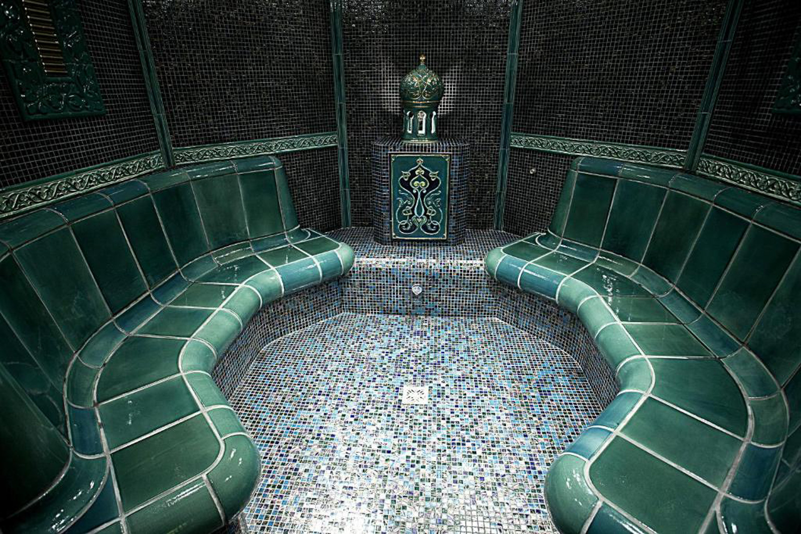 Hammam room in hotel Primoretz (leading to a booking affiliate link)