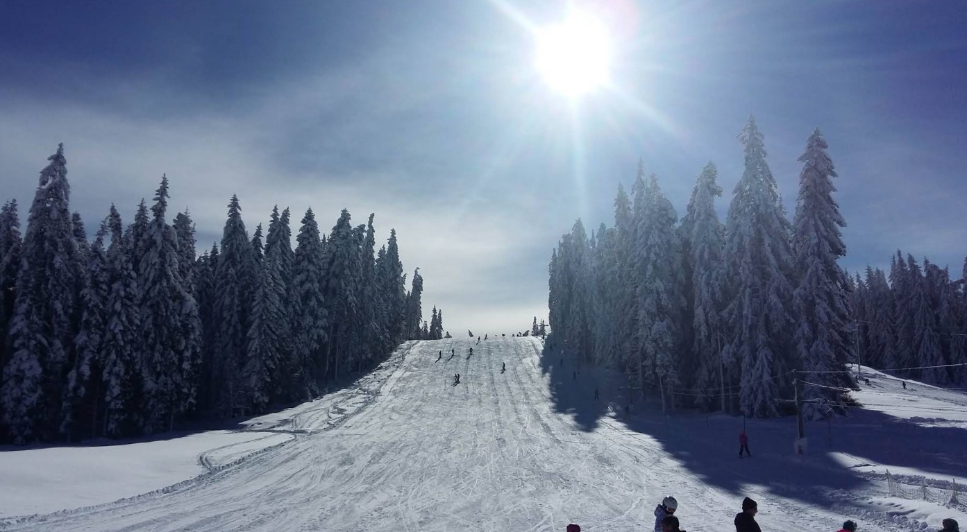 photo of Starina ski area on a sunny day during snowy winter