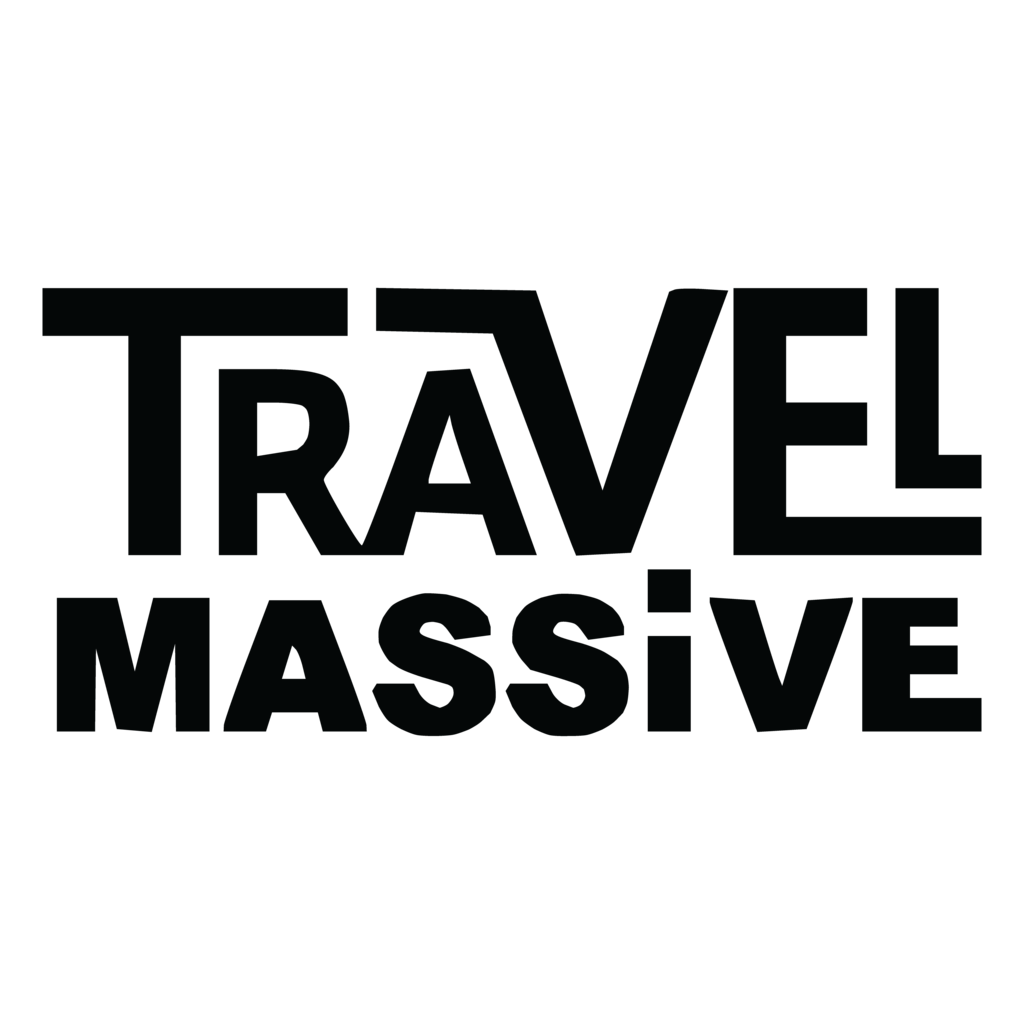 Travel massive logo
